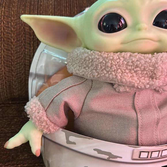 Star Wars mandalorian The child/L’enfant by Mattel NWT - Picture 3 of 6